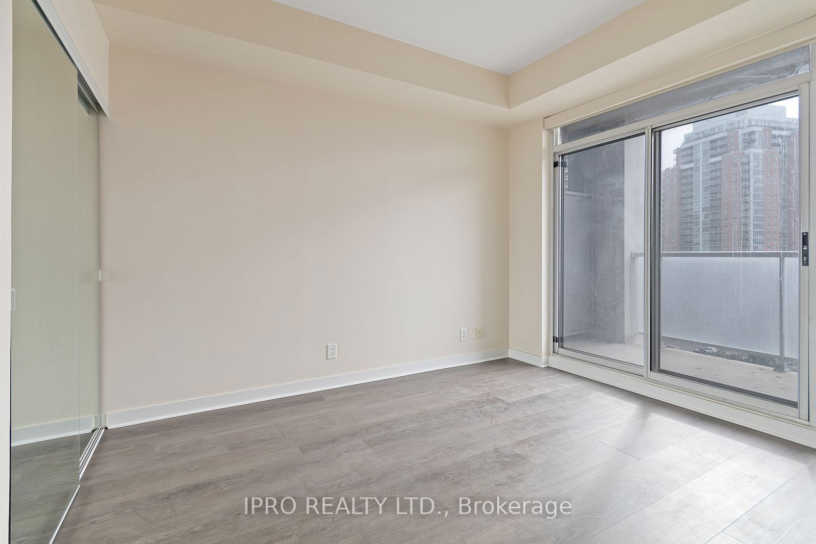 1 Shaw St, unit 1224 for rent