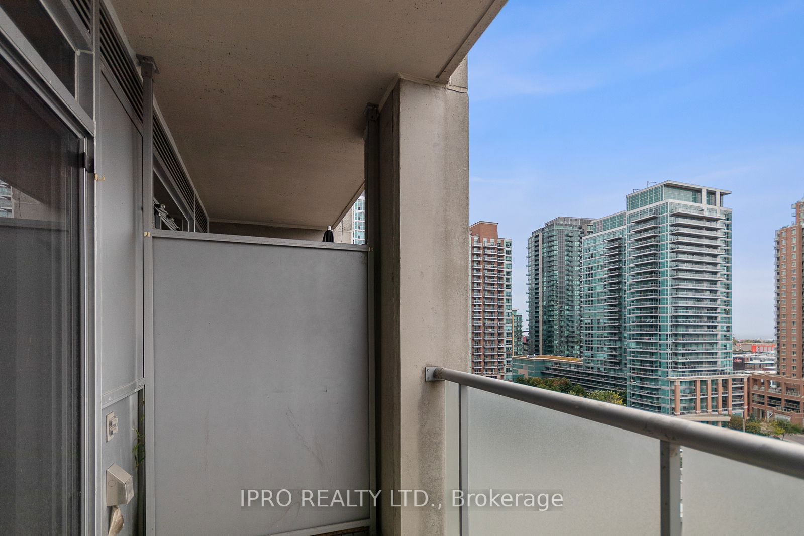 1 Shaw St, unit 1224 for rent