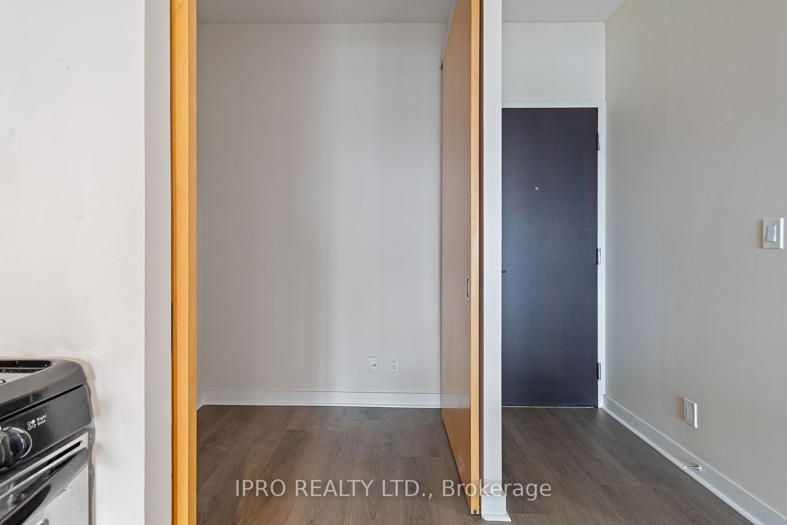 1 Shaw St, unit 1224 for rent