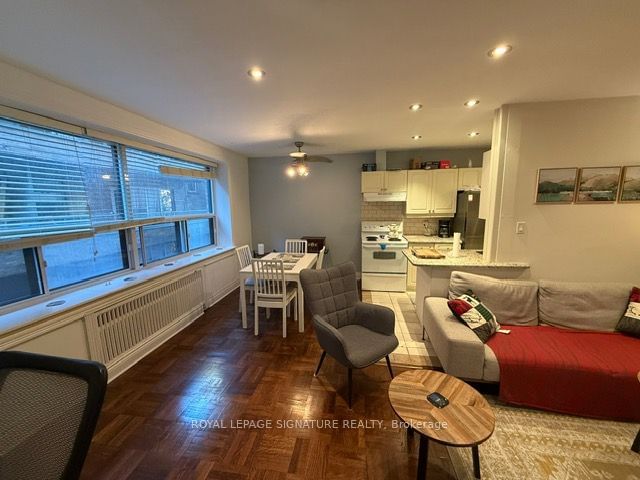 2 Ridelle Ave, unit 105 for rent