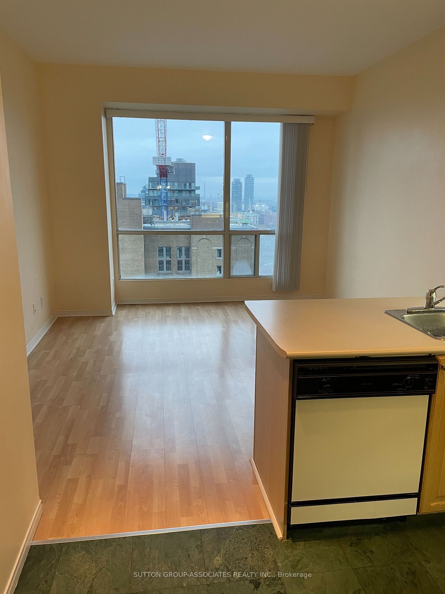 7 King St E, unit 2102 for rent