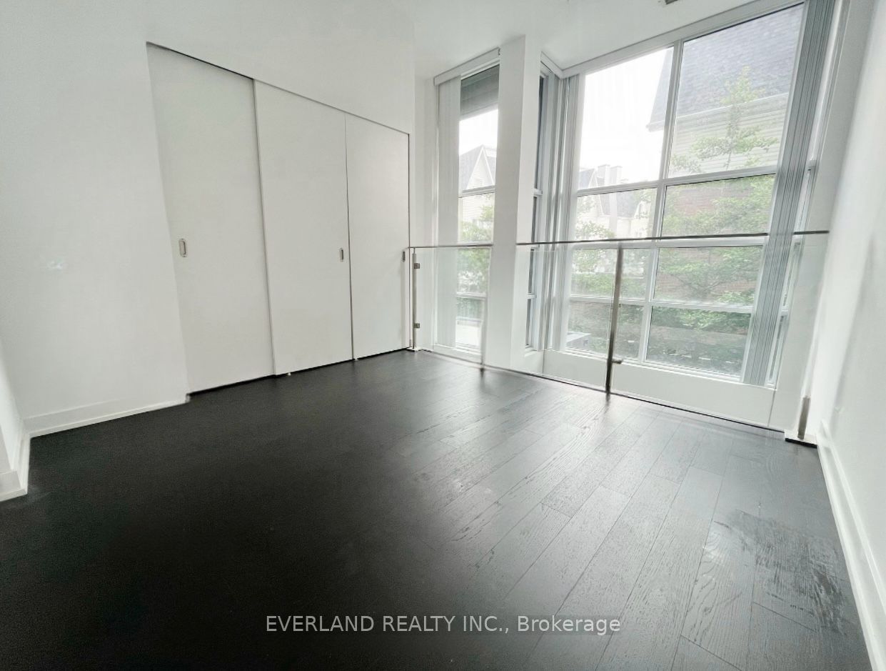 1030 King St W, unit 117 for rent