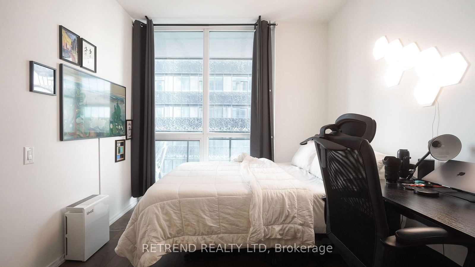 45 Charles St E, unit 3311 for sale