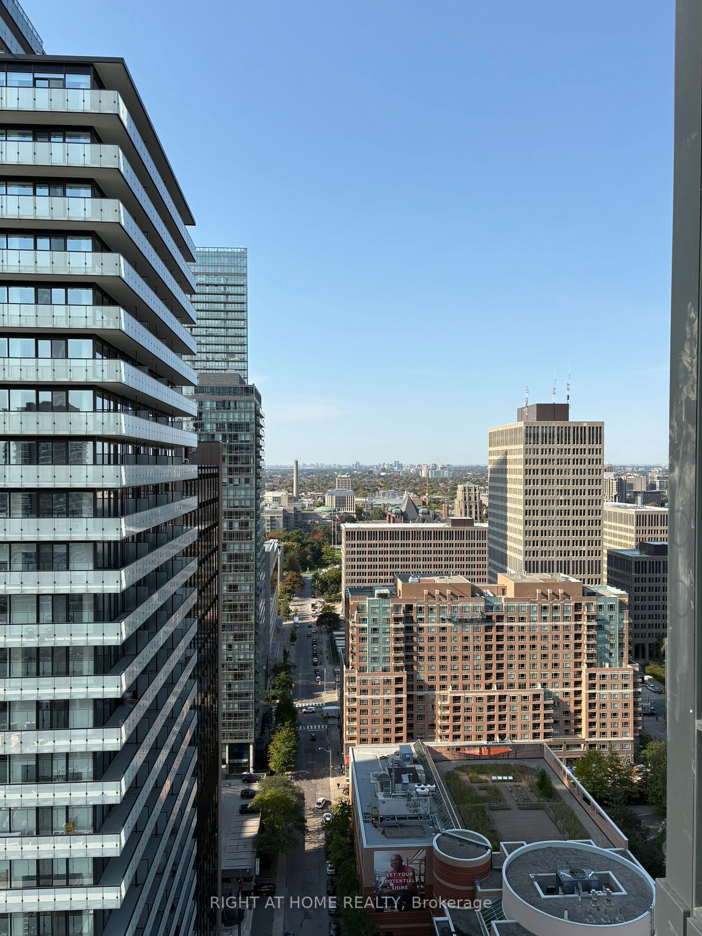 501 Yonge St, unit 2712 for rent