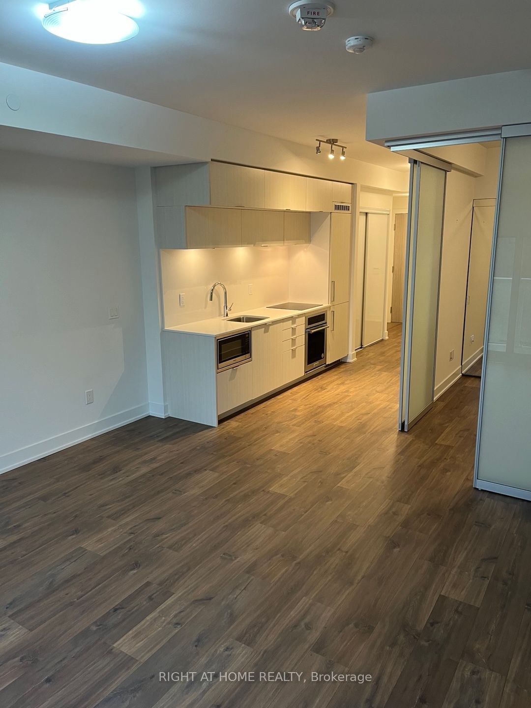 80 Vanauley St, unit 209 for rent