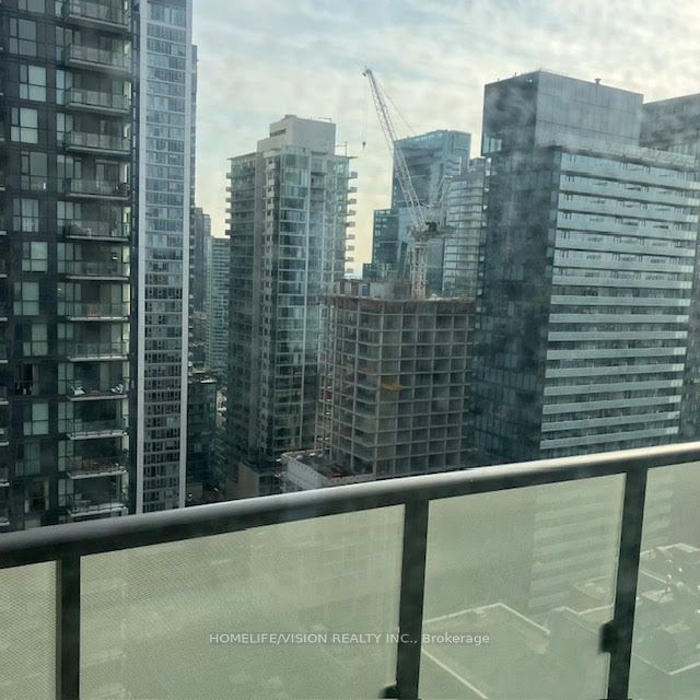 101 Peter St S, unit 2608 for rent