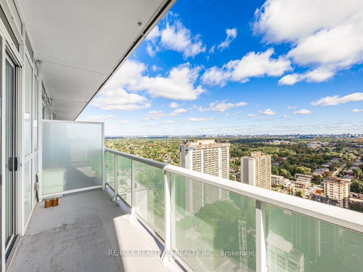 101 Erskine Ave, unit 3007 for sale