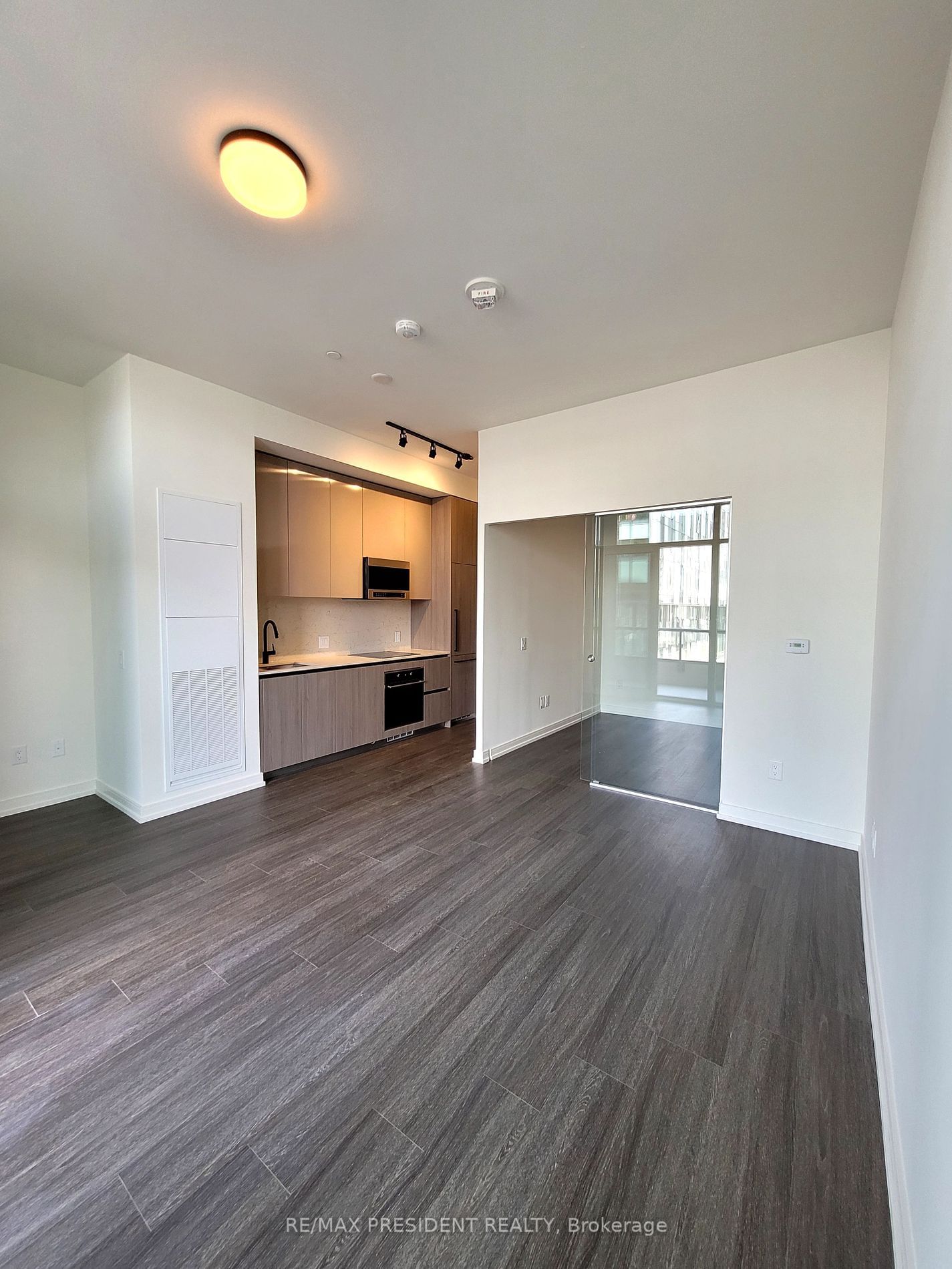 425 Front St E, unit 601 for rent