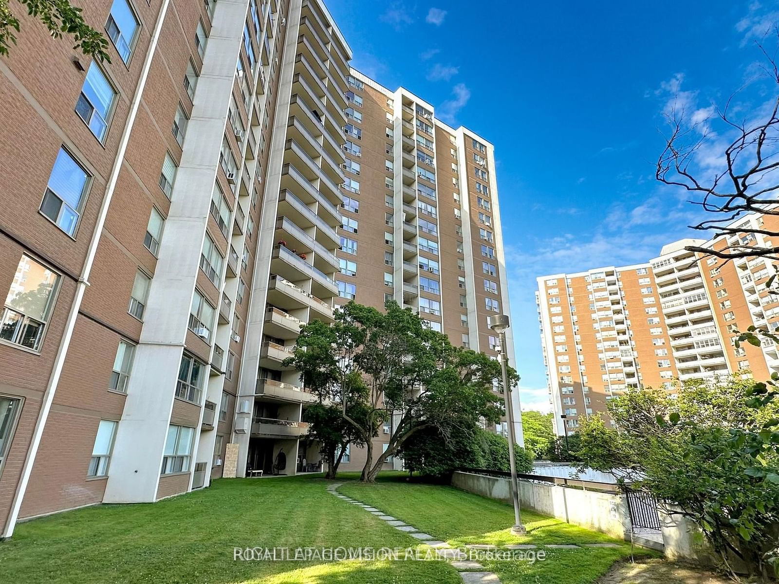 5 Vicora Linkway Way, unit PH 4 for rent