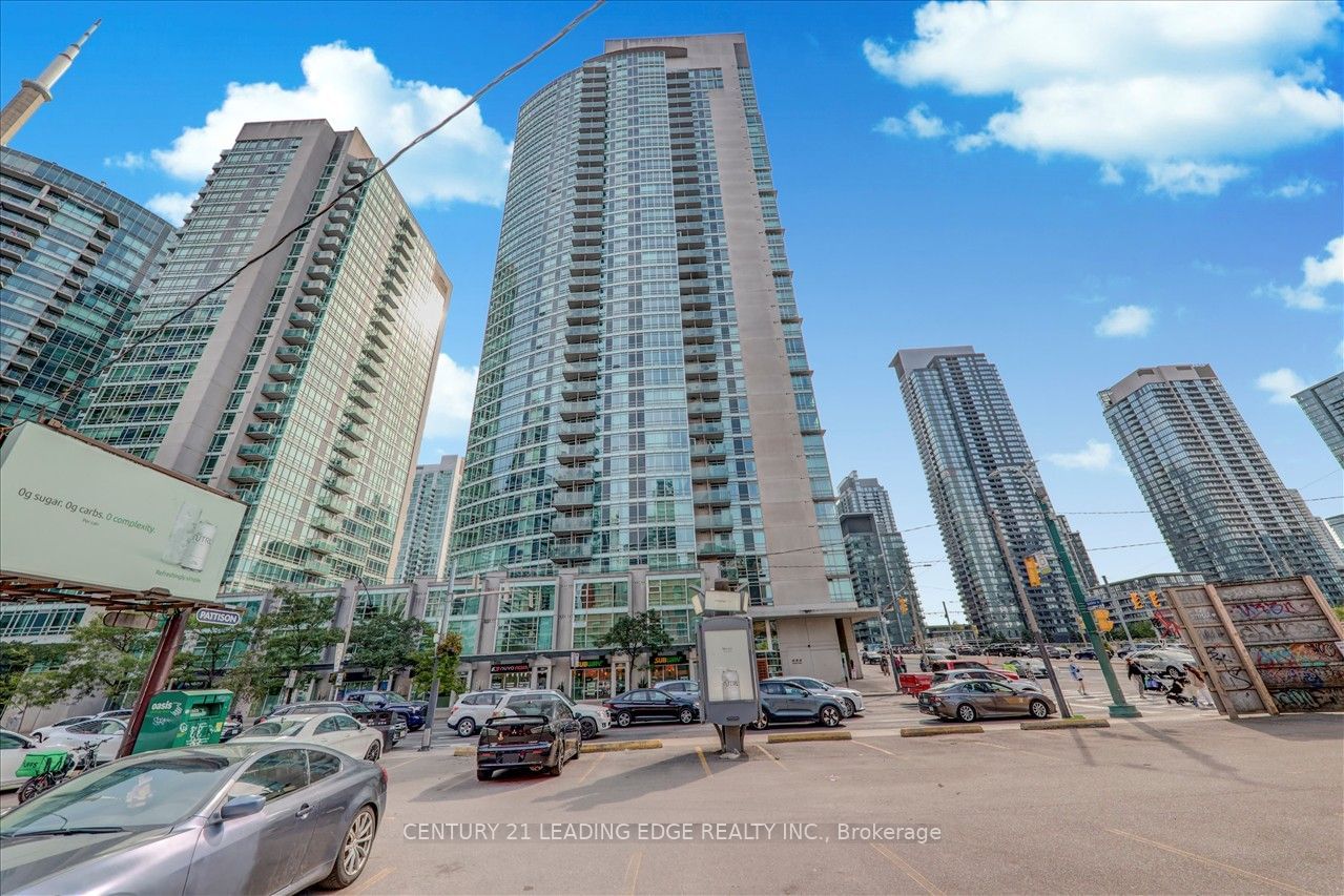 397 Front St W, unit 3105 for rent