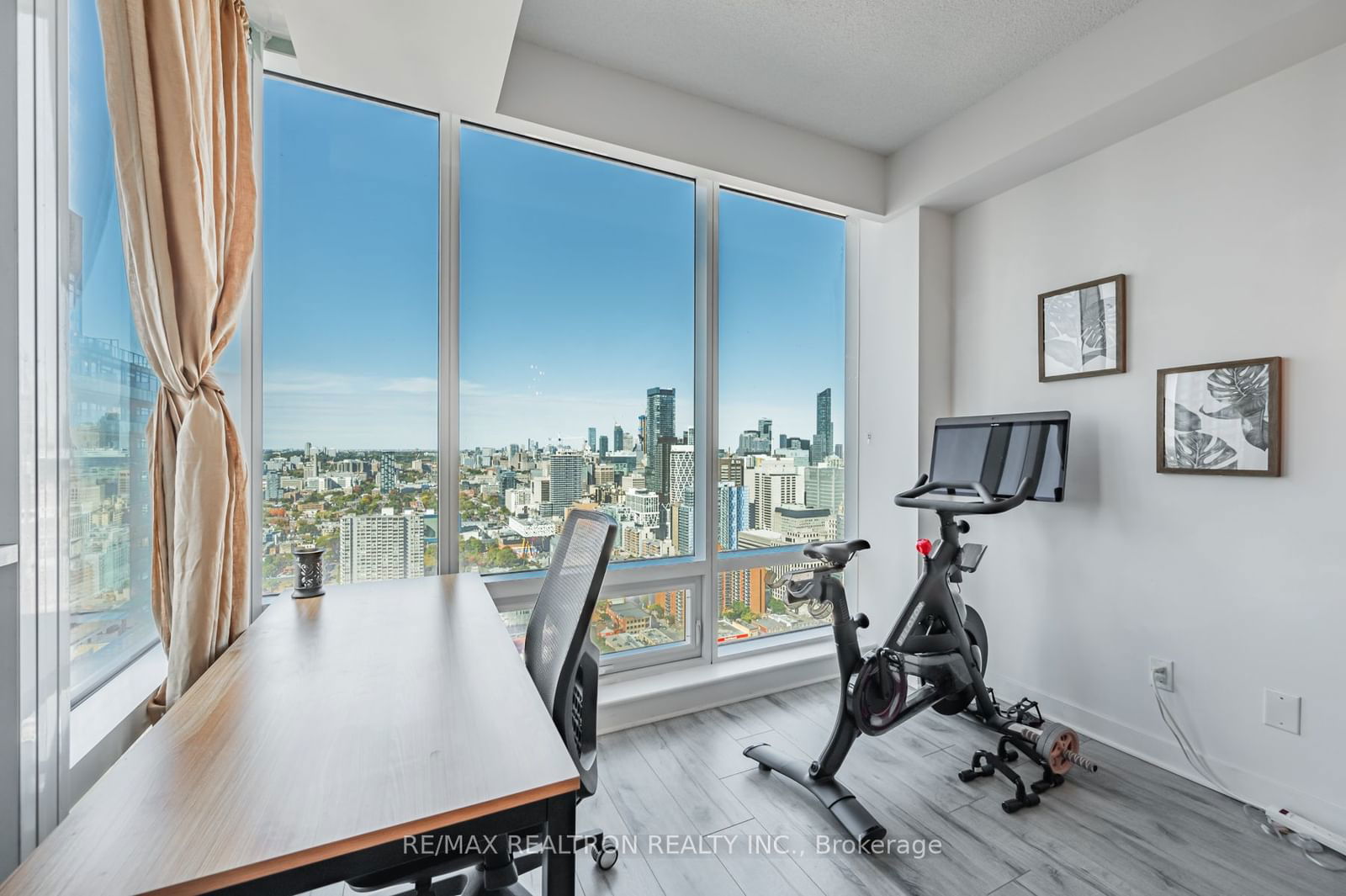 295 Adelaide St W, unit 4103 for rent