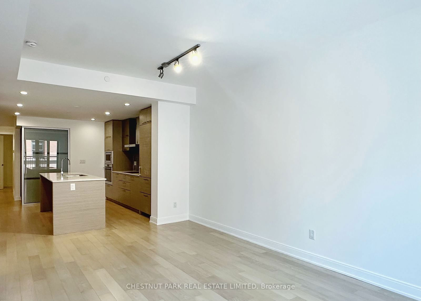 55 Front St E, unit 519 for rent