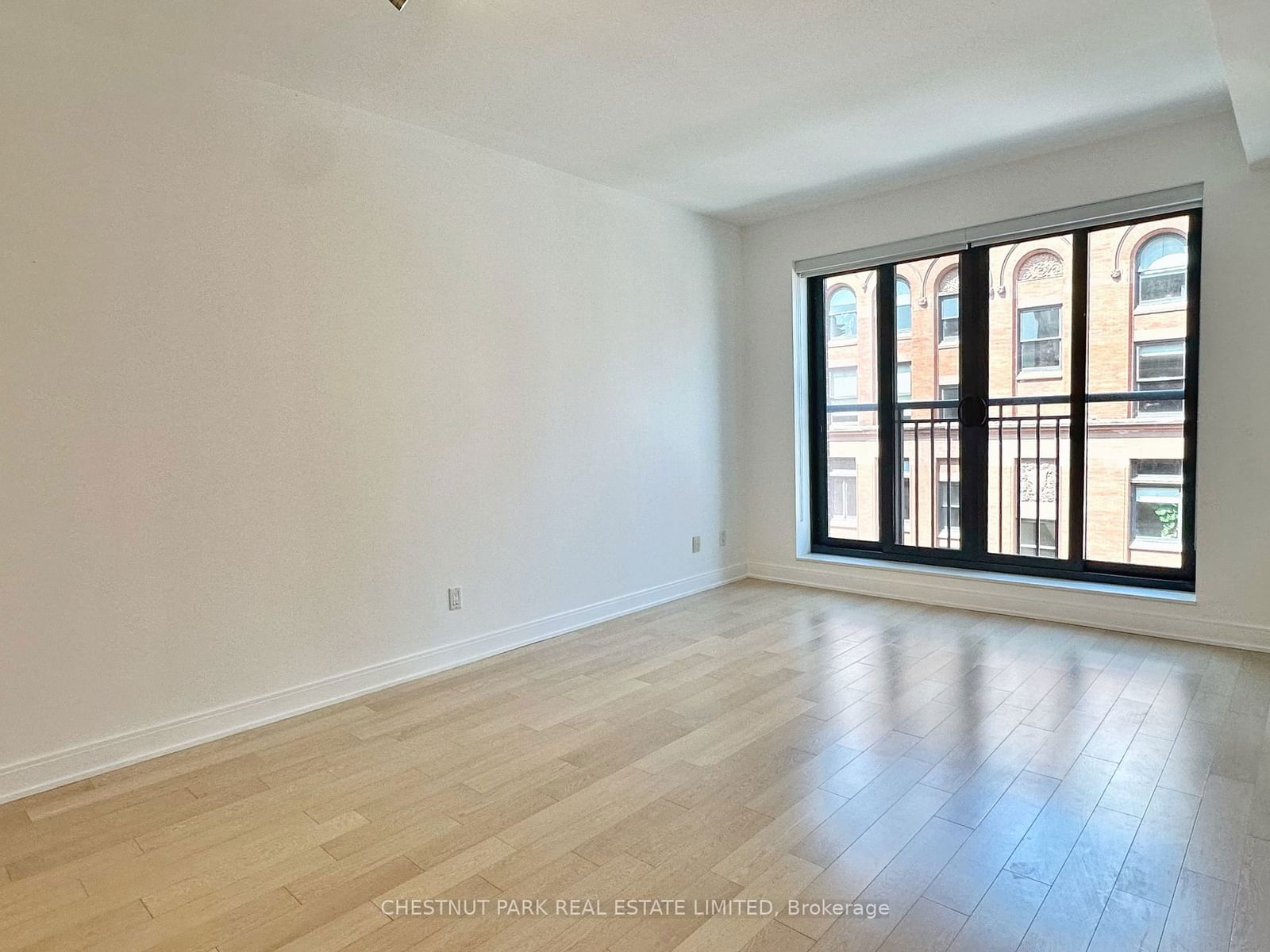 55 Front St E, unit 519 for rent