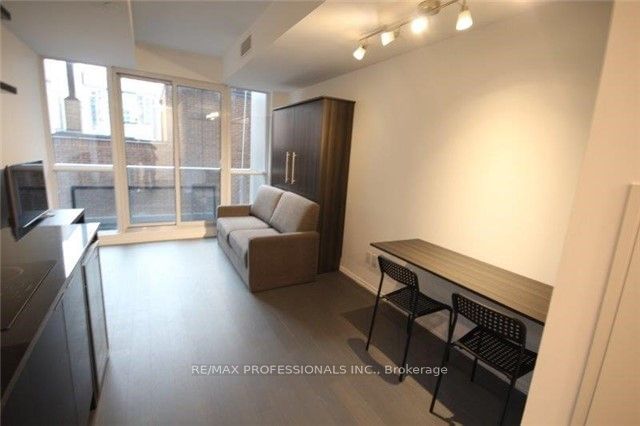 70 Temperance St, unit 1004 for rent