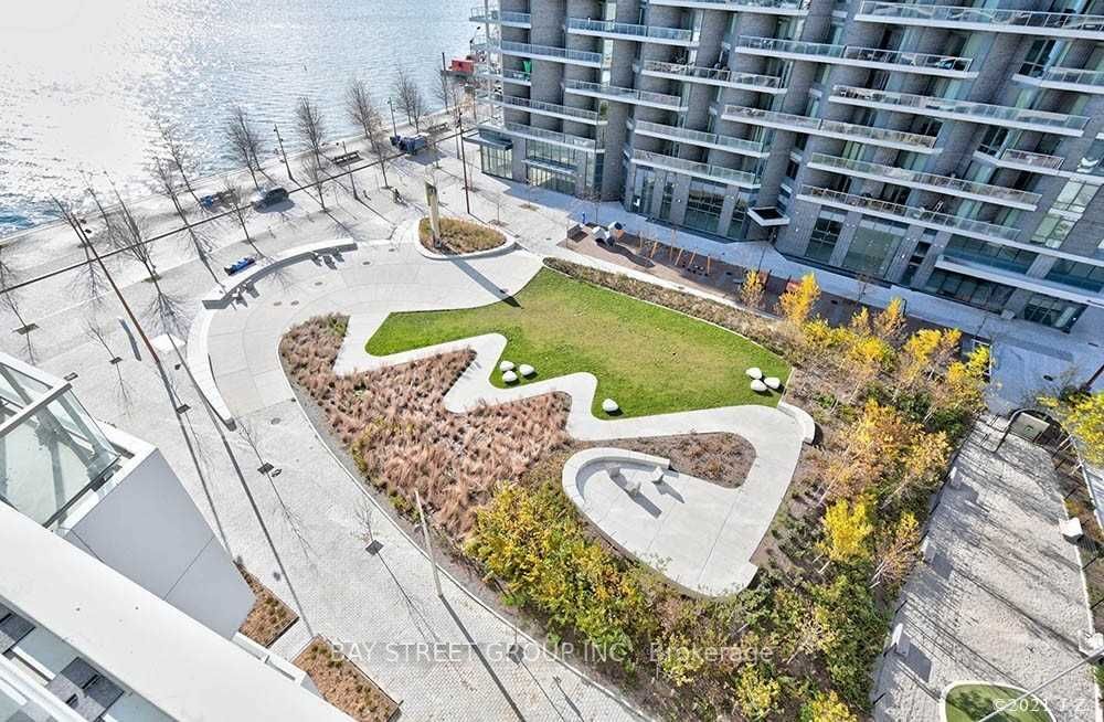 118 Merchants wharf, unit 318 for rent