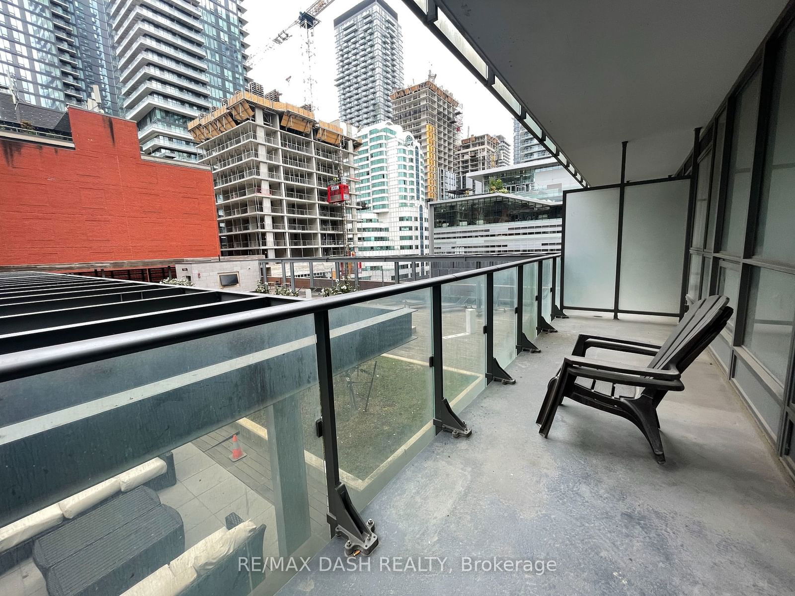 8 Mercer St, unit 708 for rent