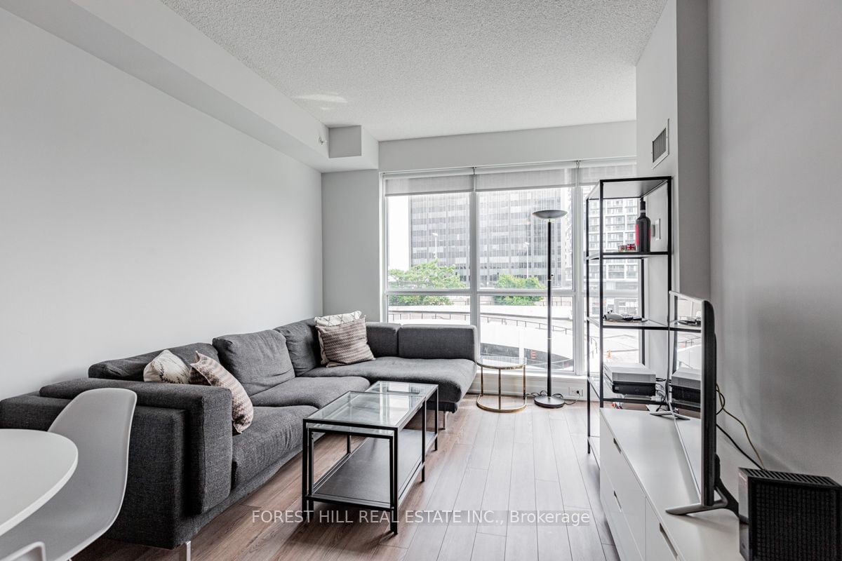 60 Berwick Ave, unit 501 for sale