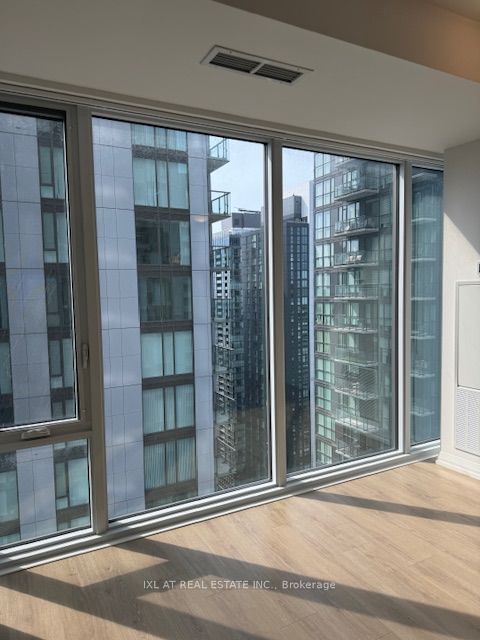 28 Widmer St, unit 3721 for rent