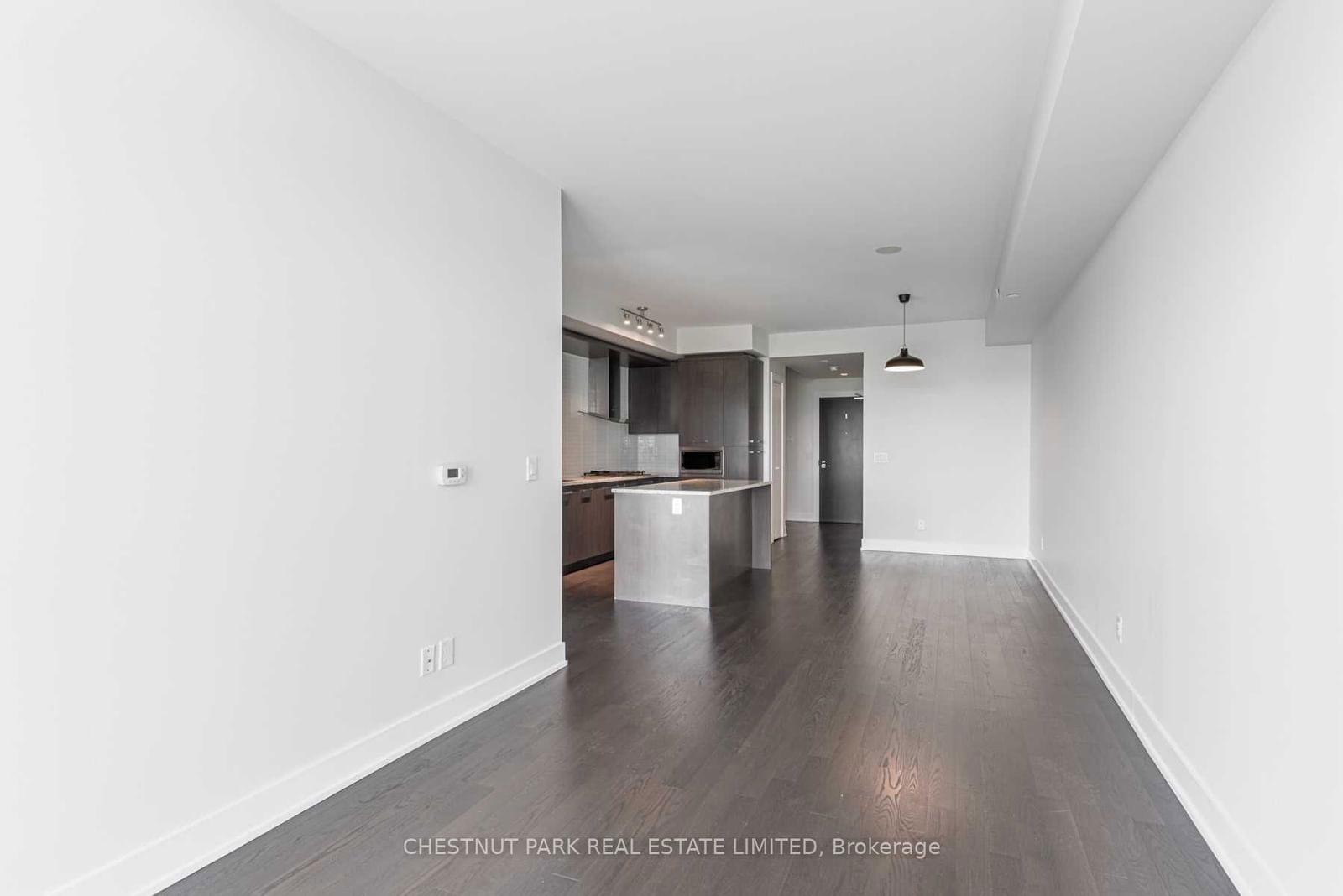 3018 Yonge St, unit 909 for rent