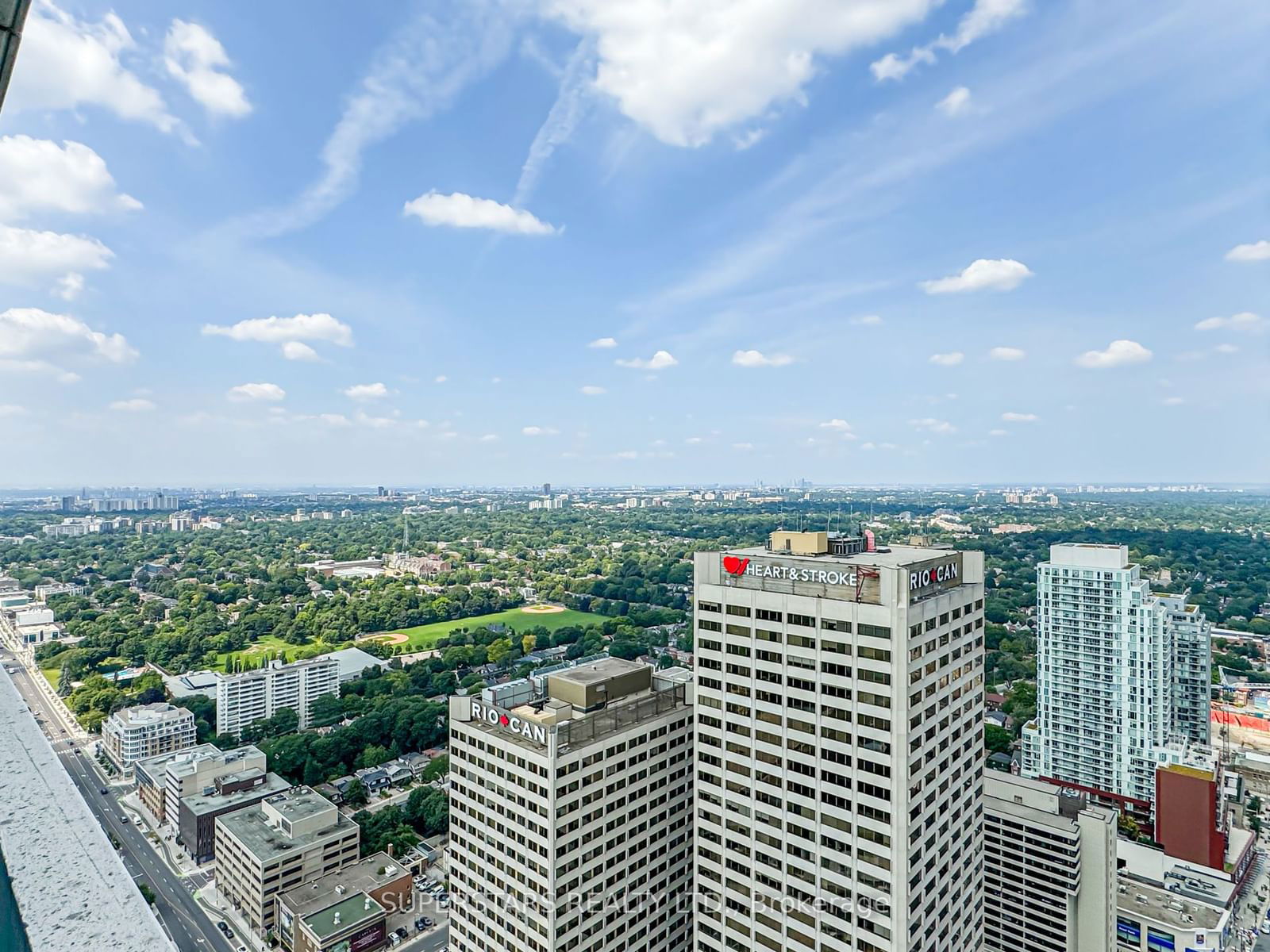 2221 Yonge St, unit 4510 for sale