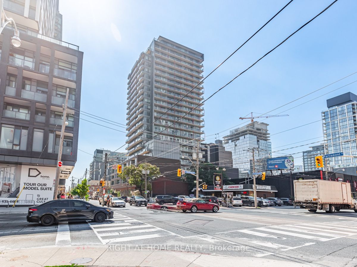 120 Parliament St, unit 413 for sale