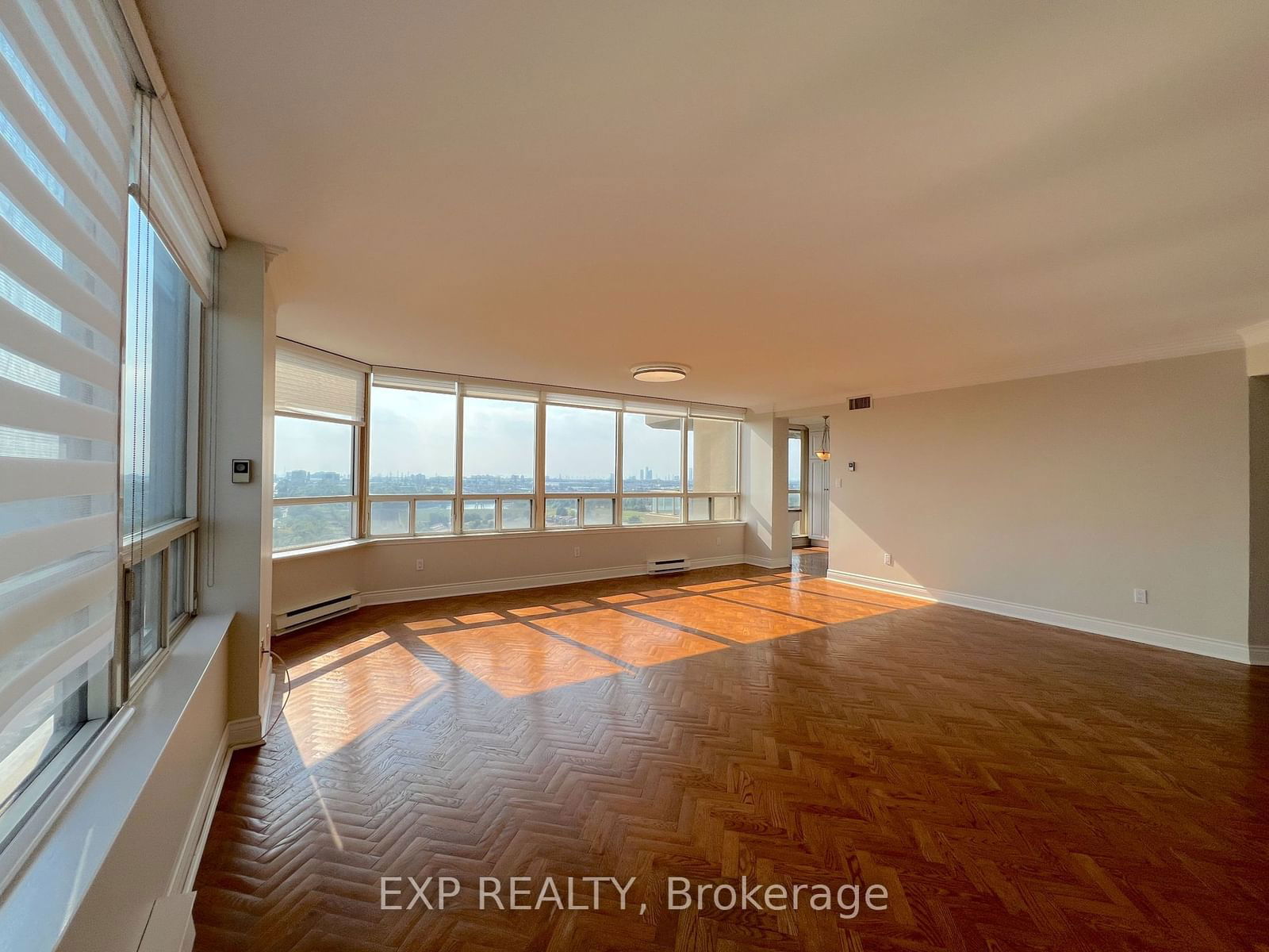 10 Torresdale Ave, unit 1704 for rent