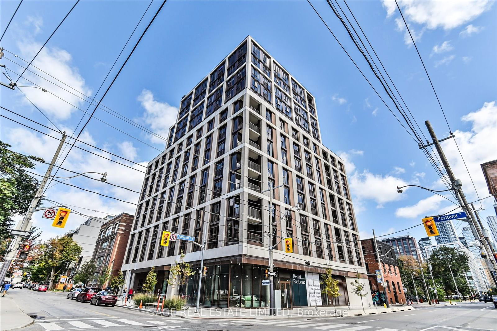 123 Portland St, unit 1007 for rent