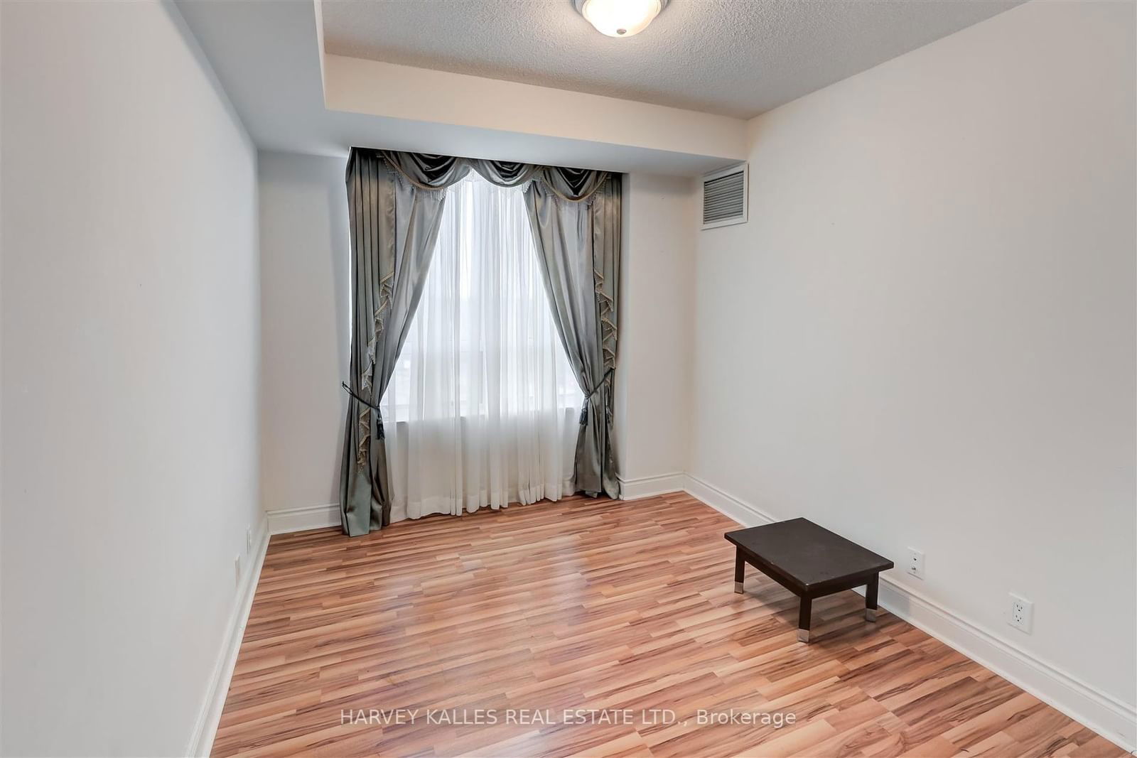 80 Harrison Garden Blvd, unit 1020 for rent