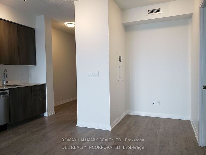 101 Erskine Ave, unit 3005 for rent