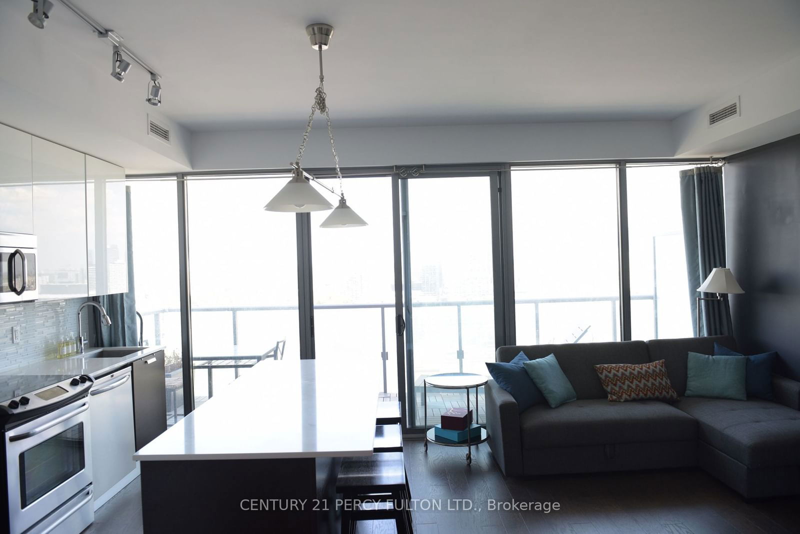 1815 Yonge St, unit 2505 for rent