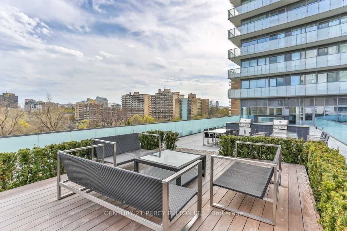 1815 Yonge St, unit 2505 for rent