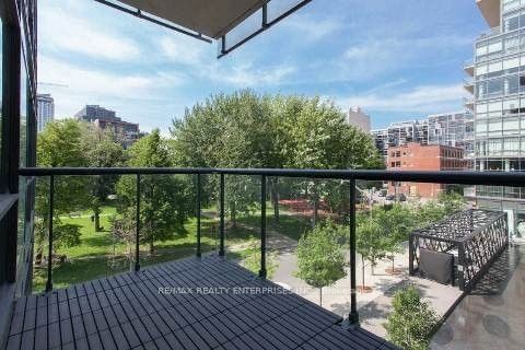 55 Stewart St, unit 429 for rent