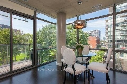 55 Stewart St, unit 429 for rent