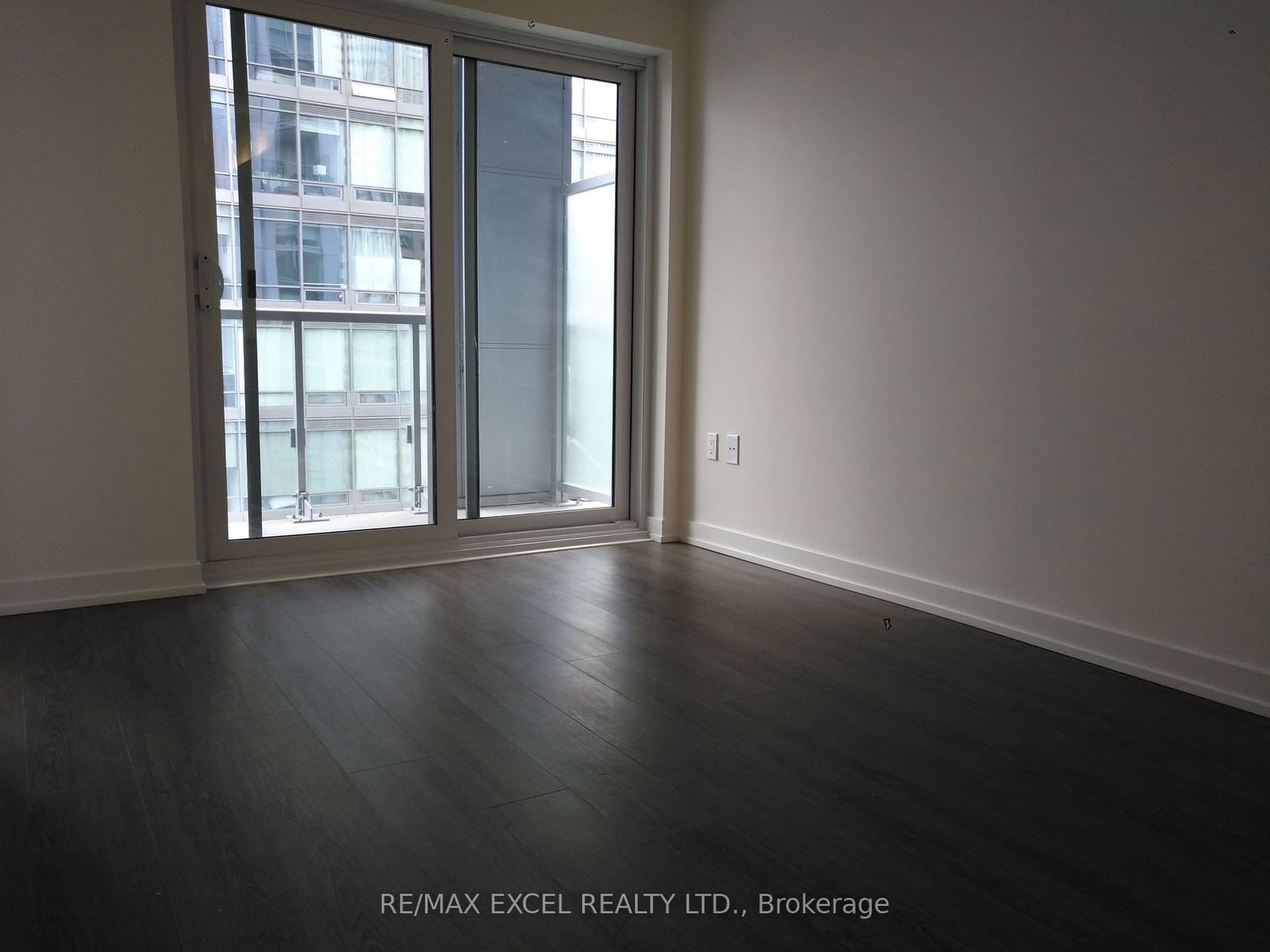 1 Yorkville Ave, unit 2806 for rent