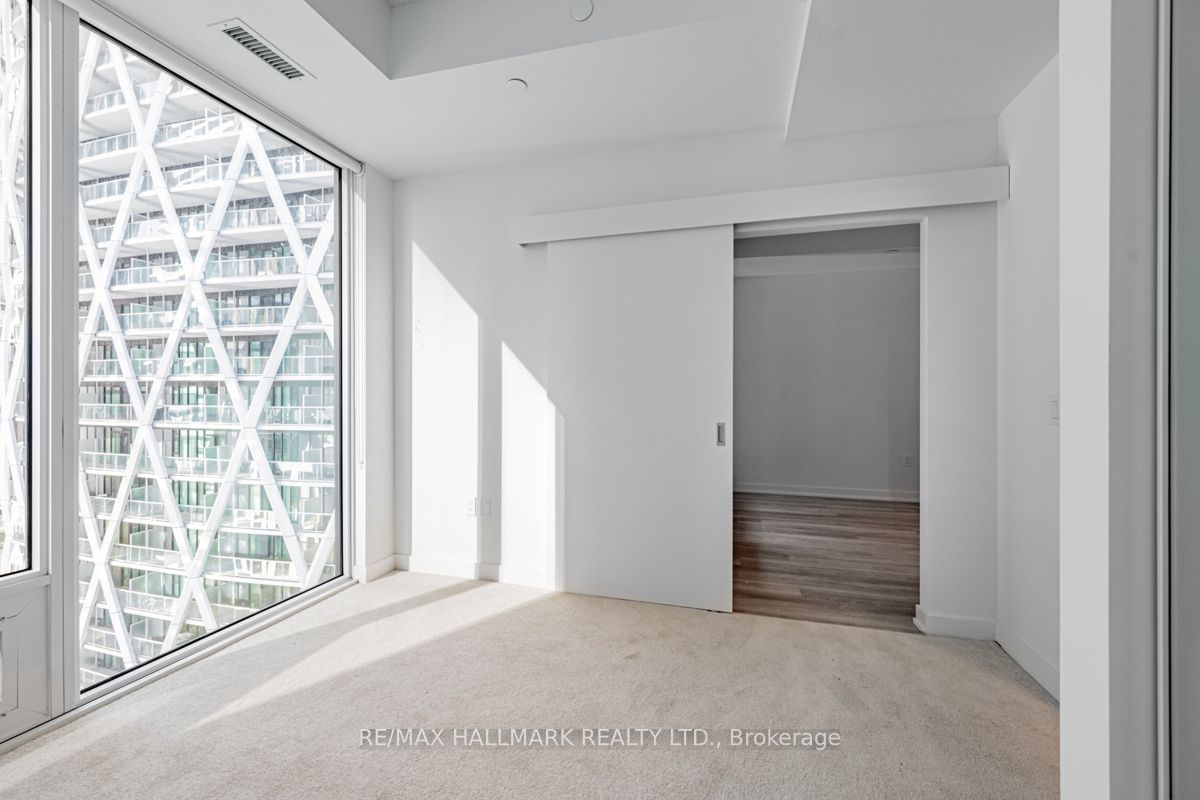 121 St Patrick St, unit 1420 for rent