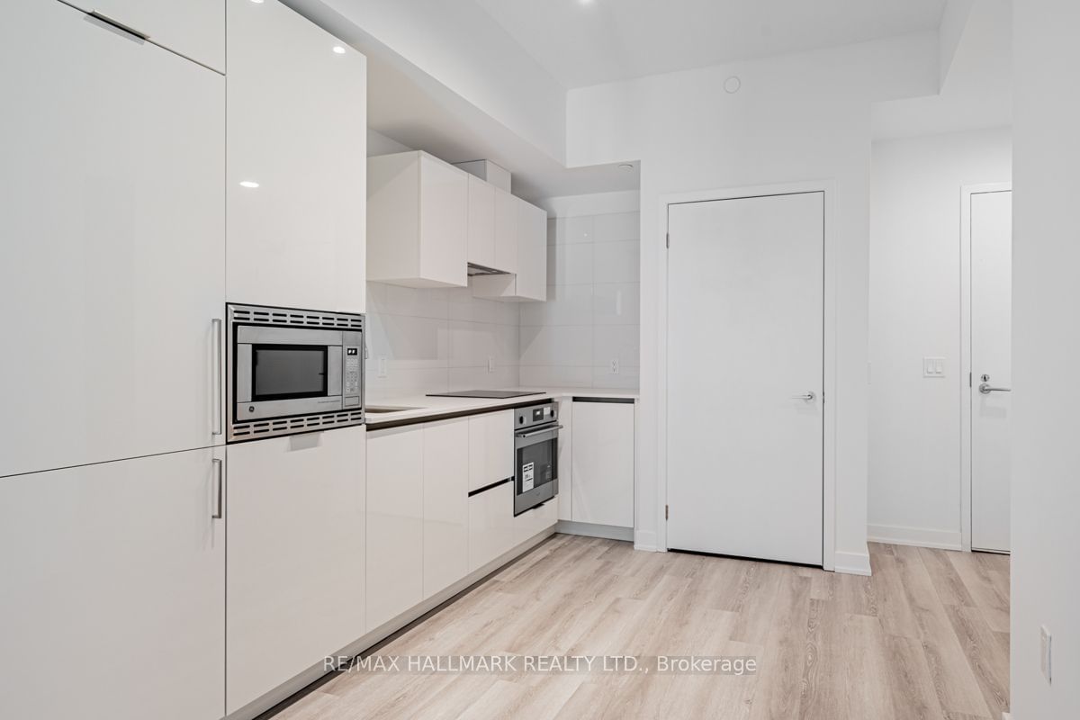 121 St Patrick St, unit 1420 for rent