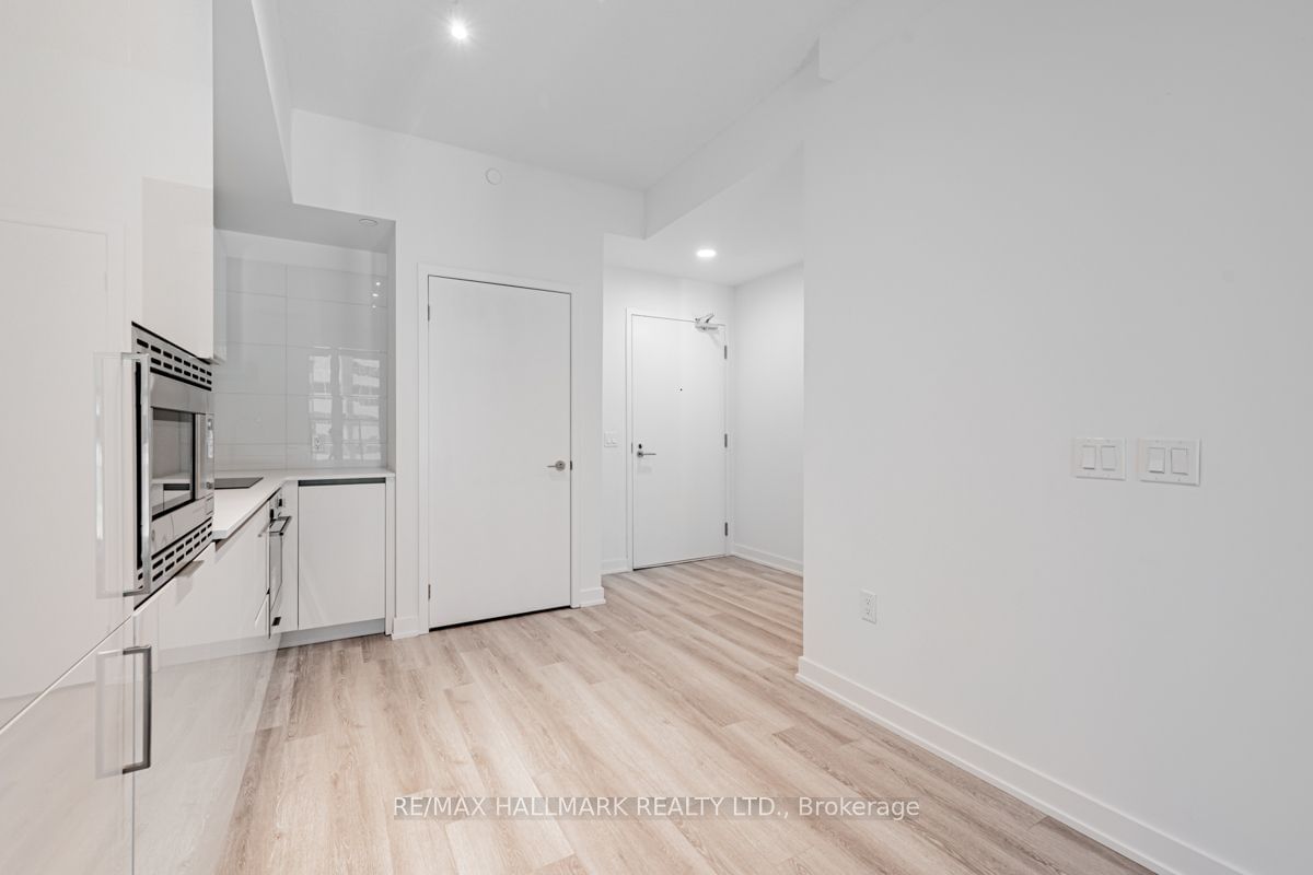 121 St Patrick St, unit 1420 for rent