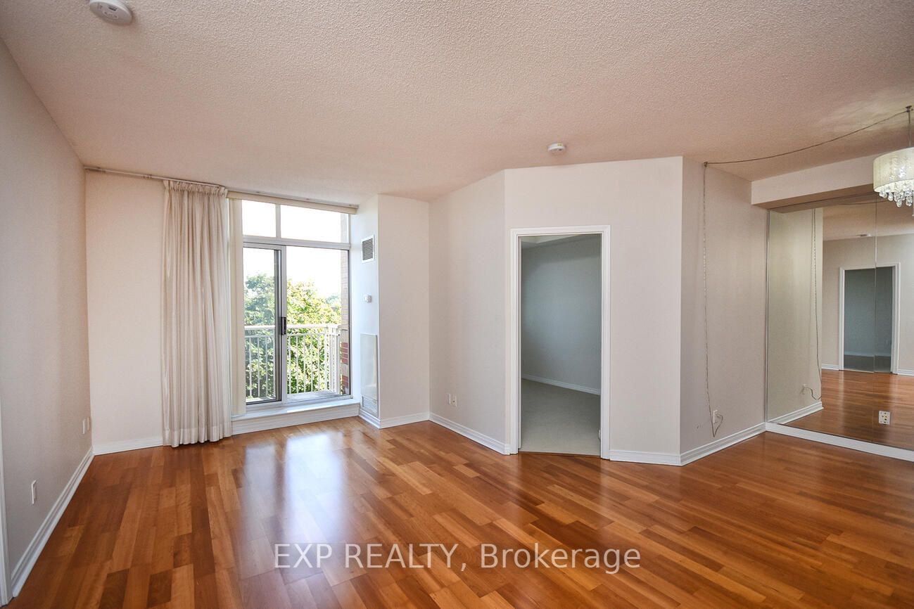 485 Rosewell Ave E, unit 510 for rent