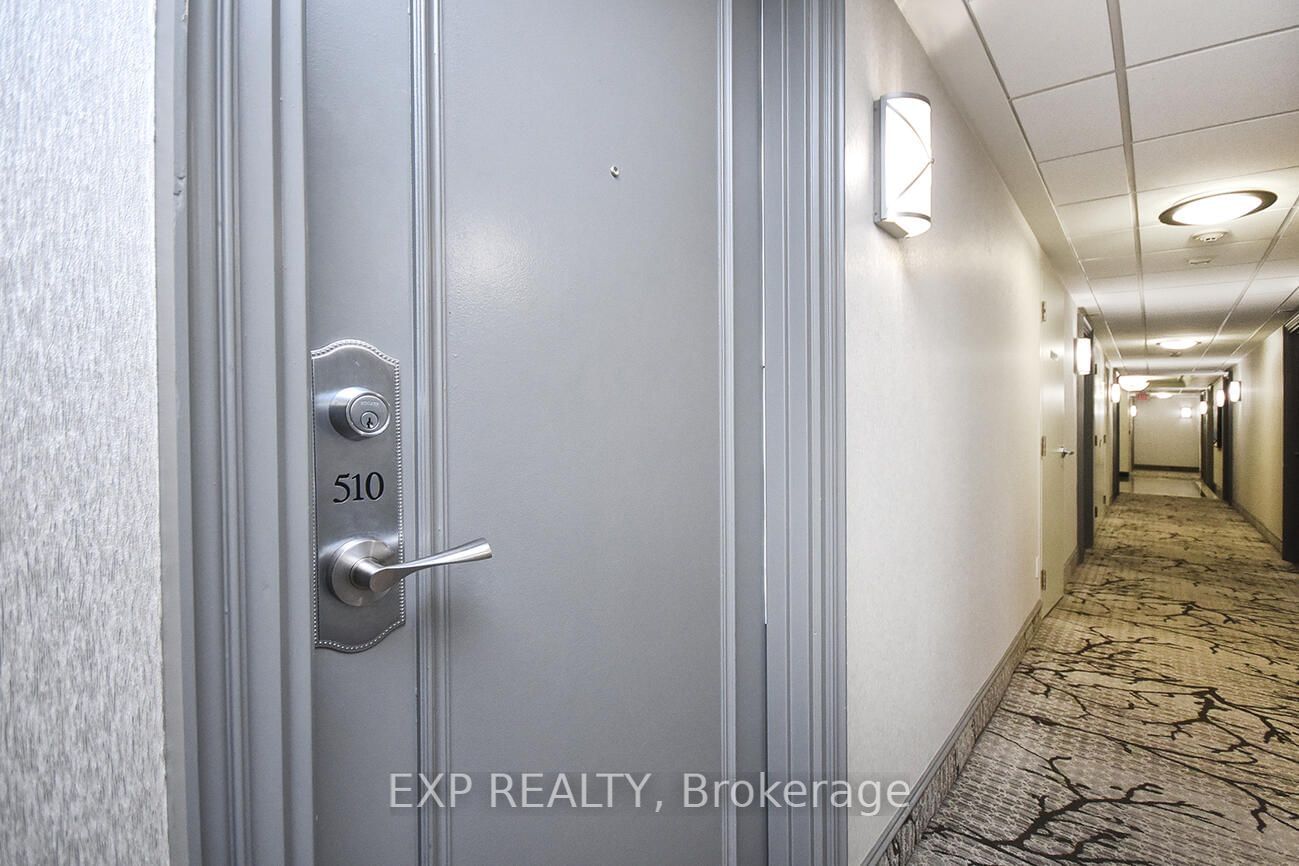 485 Rosewell Ave E, unit 510 for rent