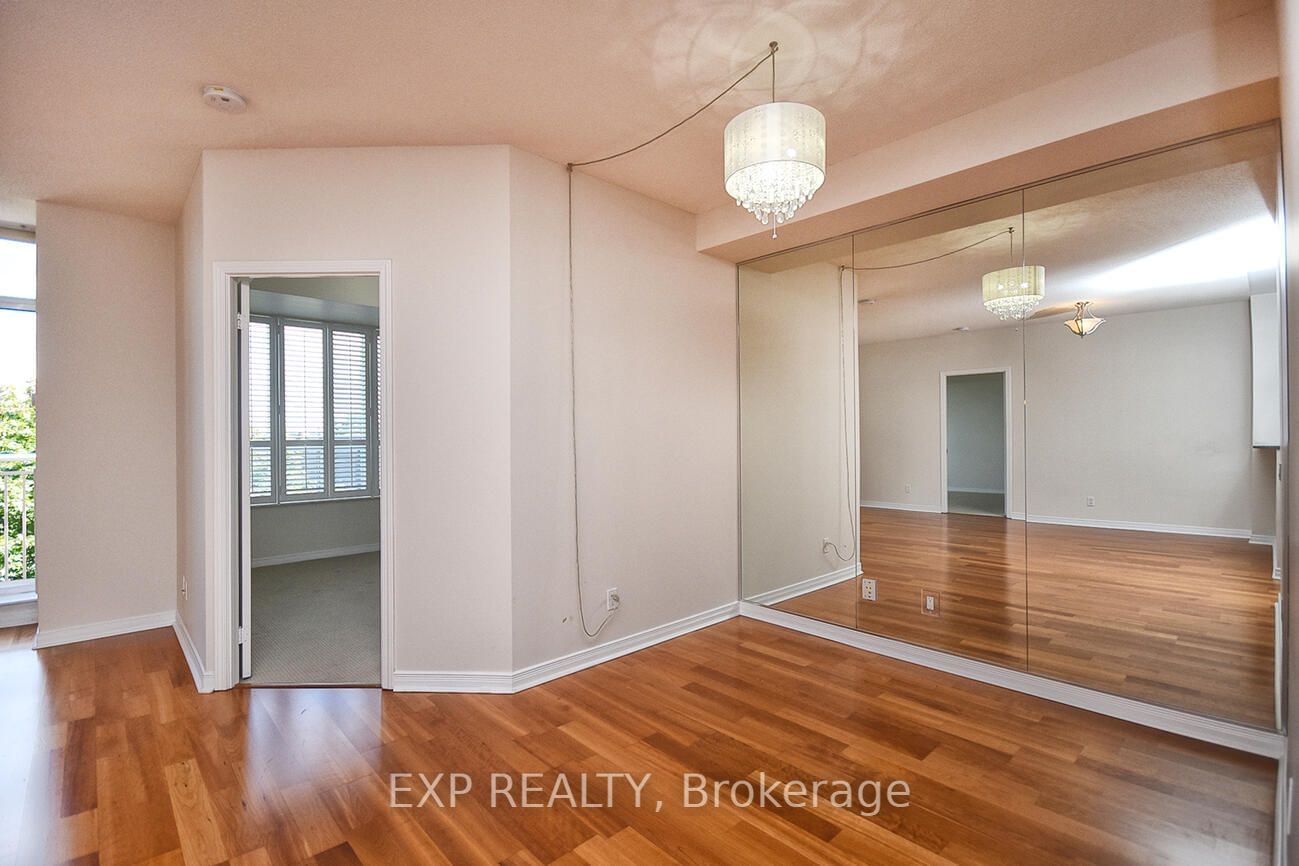 485 Rosewell Ave E, unit 510 for rent