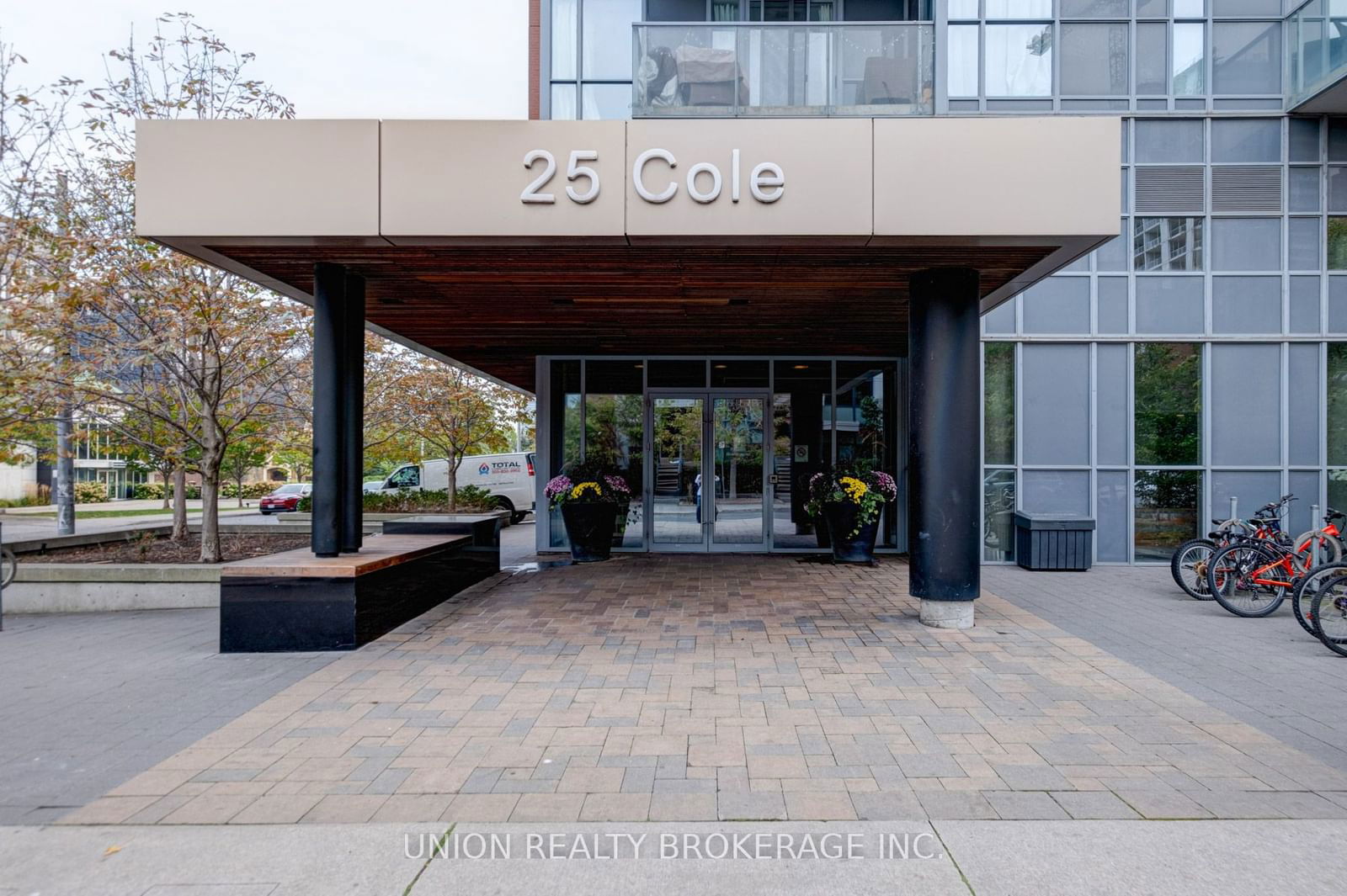 25 Cole St, unit 313 for sale