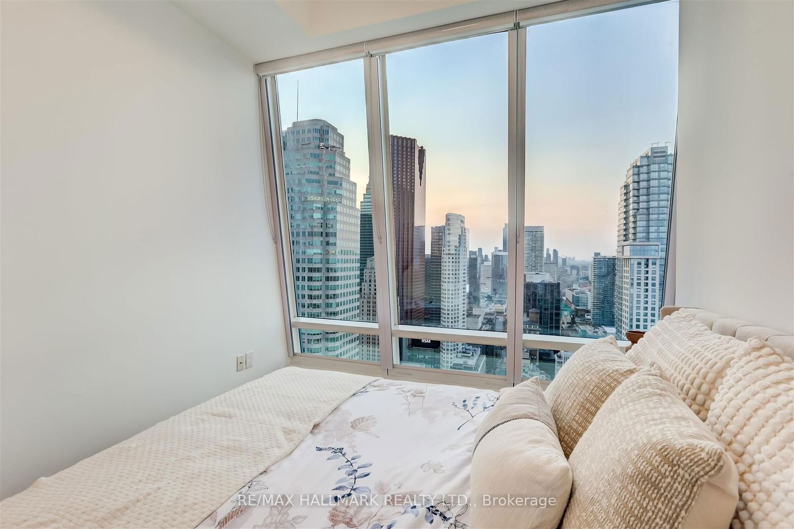 8 The Esplanade, unit 4804 for sale