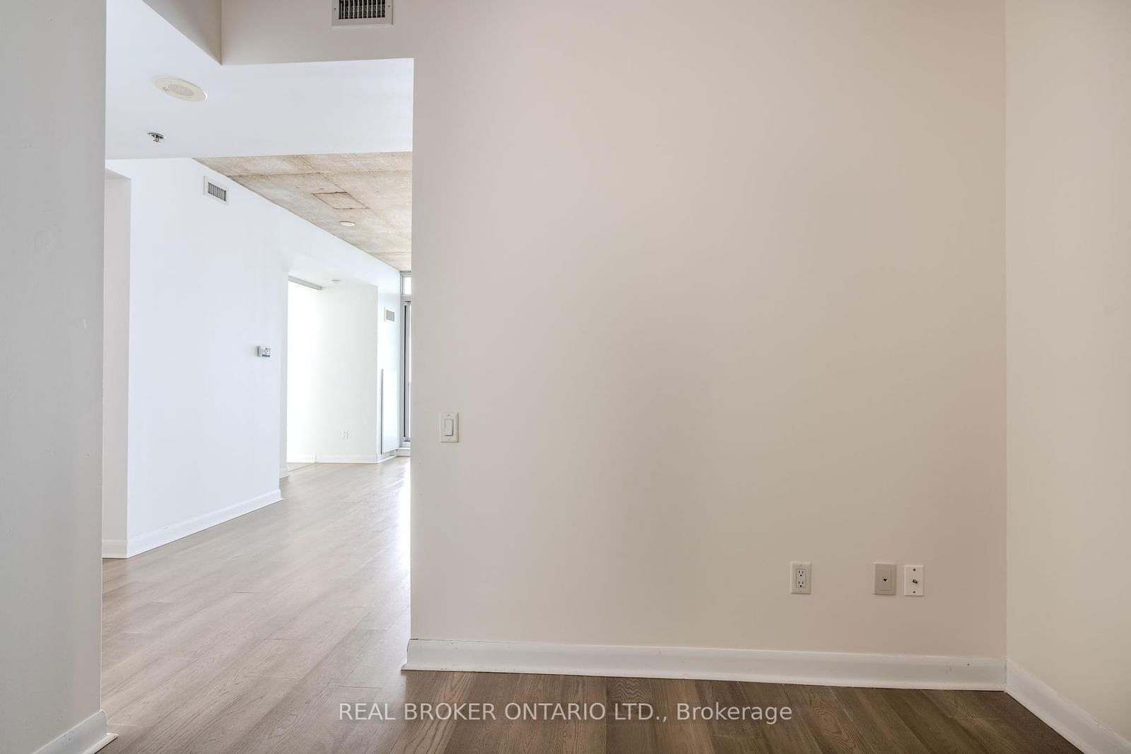 375 King St W, unit 2906 for sale