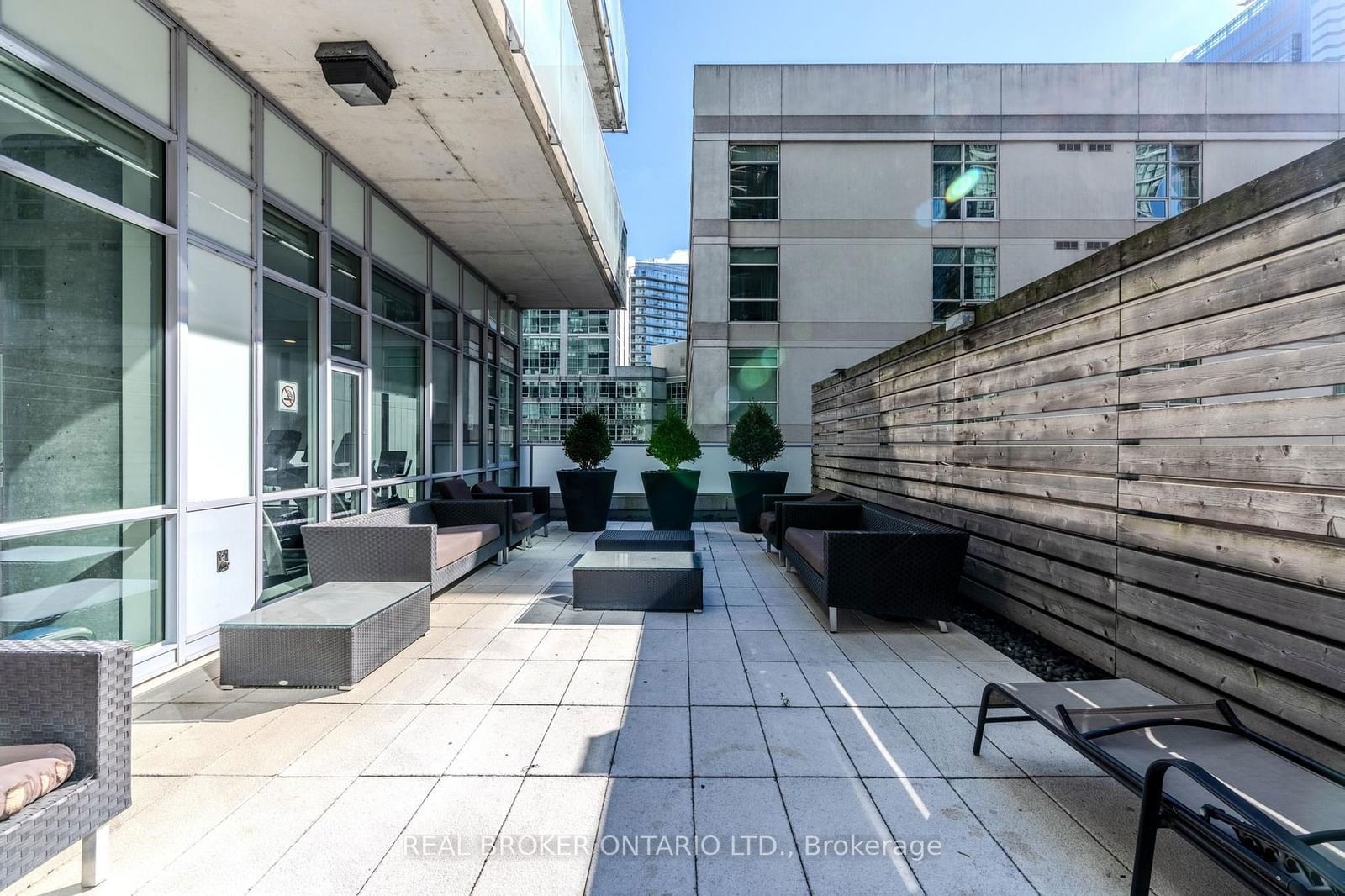 375 King St W, unit 2906 for sale