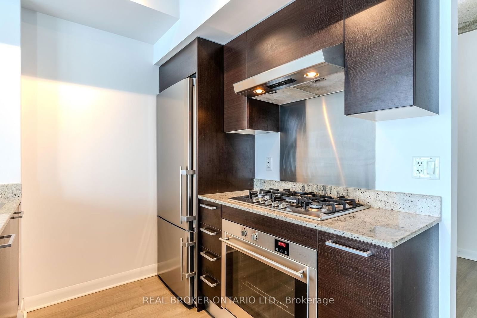 375 King St W, unit 2906 for sale