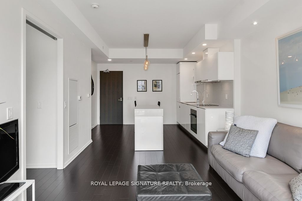 12 Bonnycastle St, unit 722 for rent