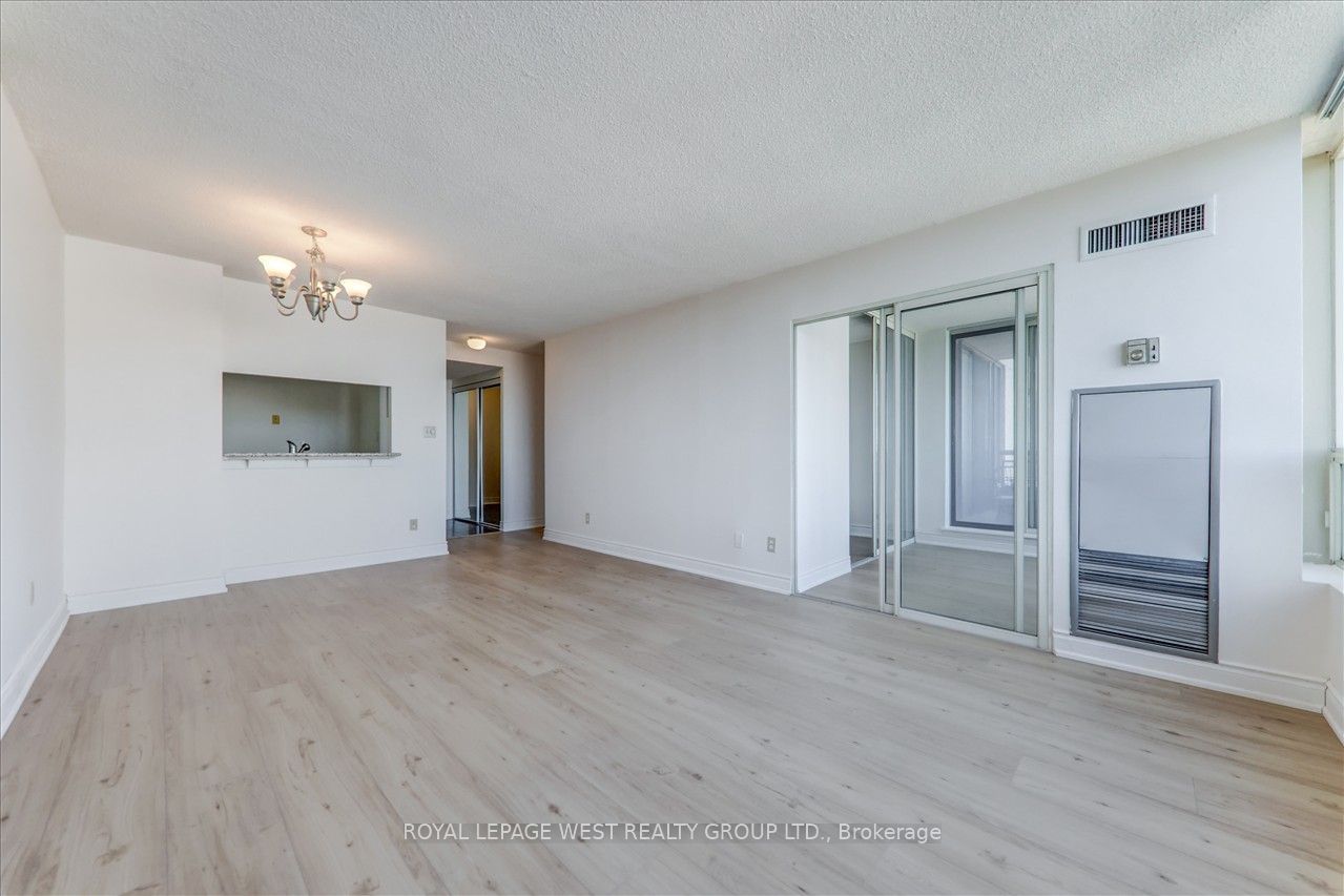 5765 Yonge St, unit PH505 for sale