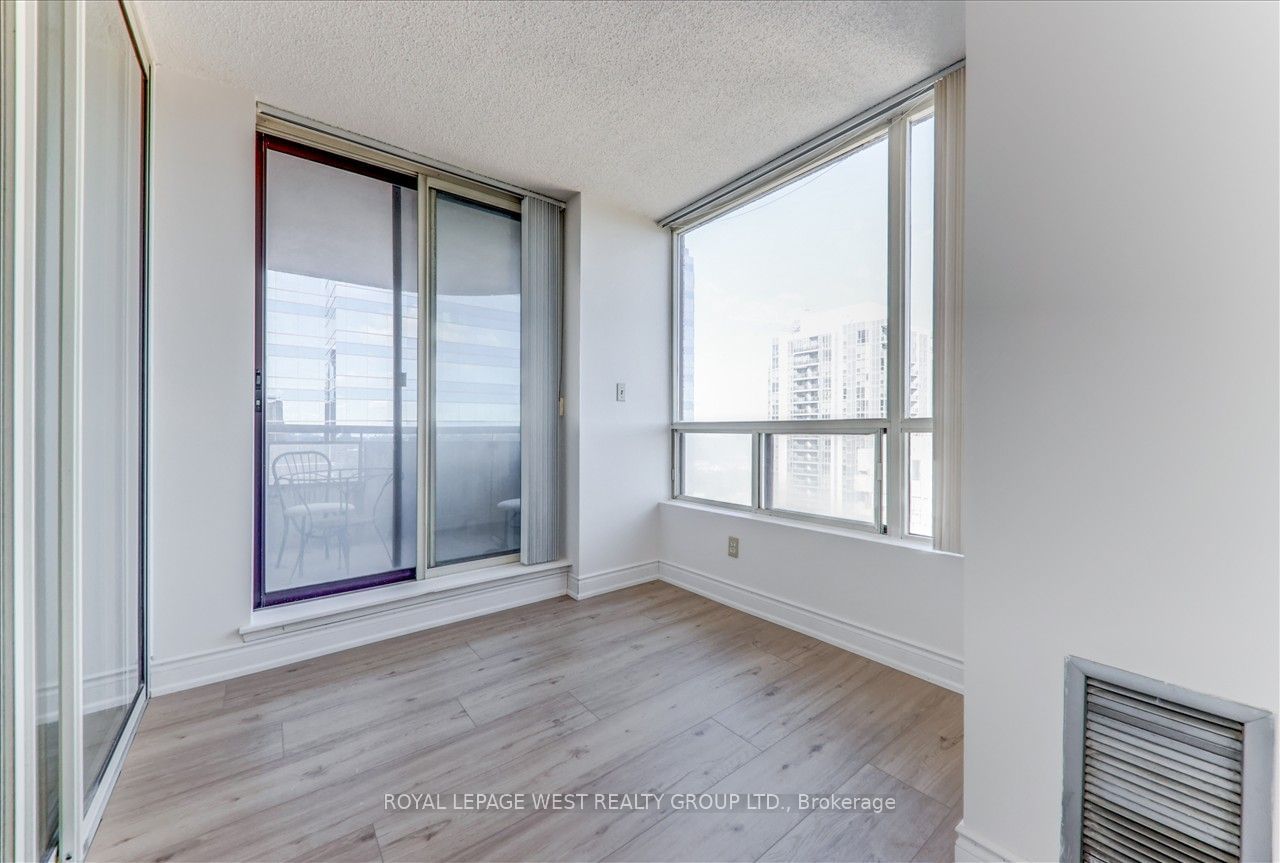 5765 Yonge St, unit PH505 for sale