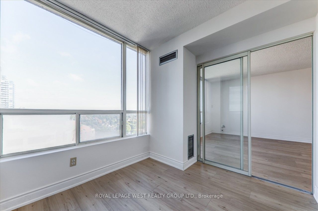 5765 Yonge St, unit PH505 for sale