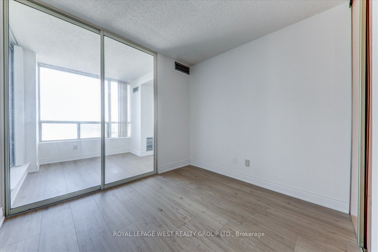 5765 Yonge St, unit PH505 for sale